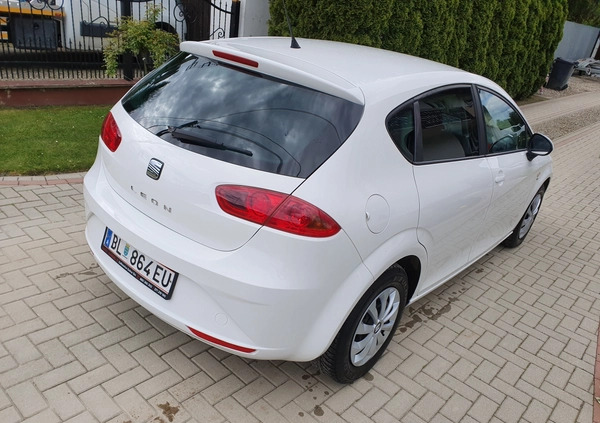 Seat Leon cena 16900 przebieg: 163485, rok produkcji 2010 z Wąchock małe 667